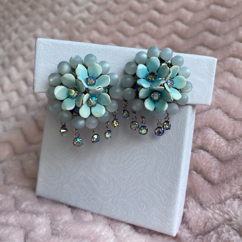 Leru Bracelet and Earring set - Picture 6 of 7